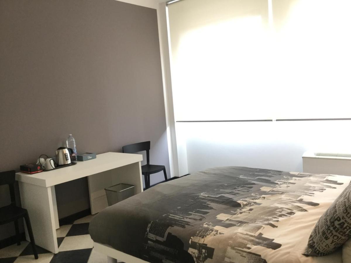Sub14 Suite Con 2 Camere Da Letto Grandi Реджо Емилия Екстериор снимка